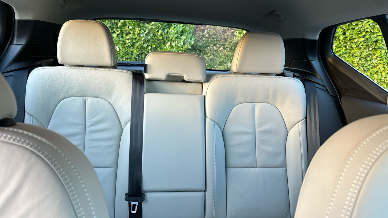 Volvo Xc40 1.5 T5 Recharge PHEV Inscription Pro 5dr Auto Estate